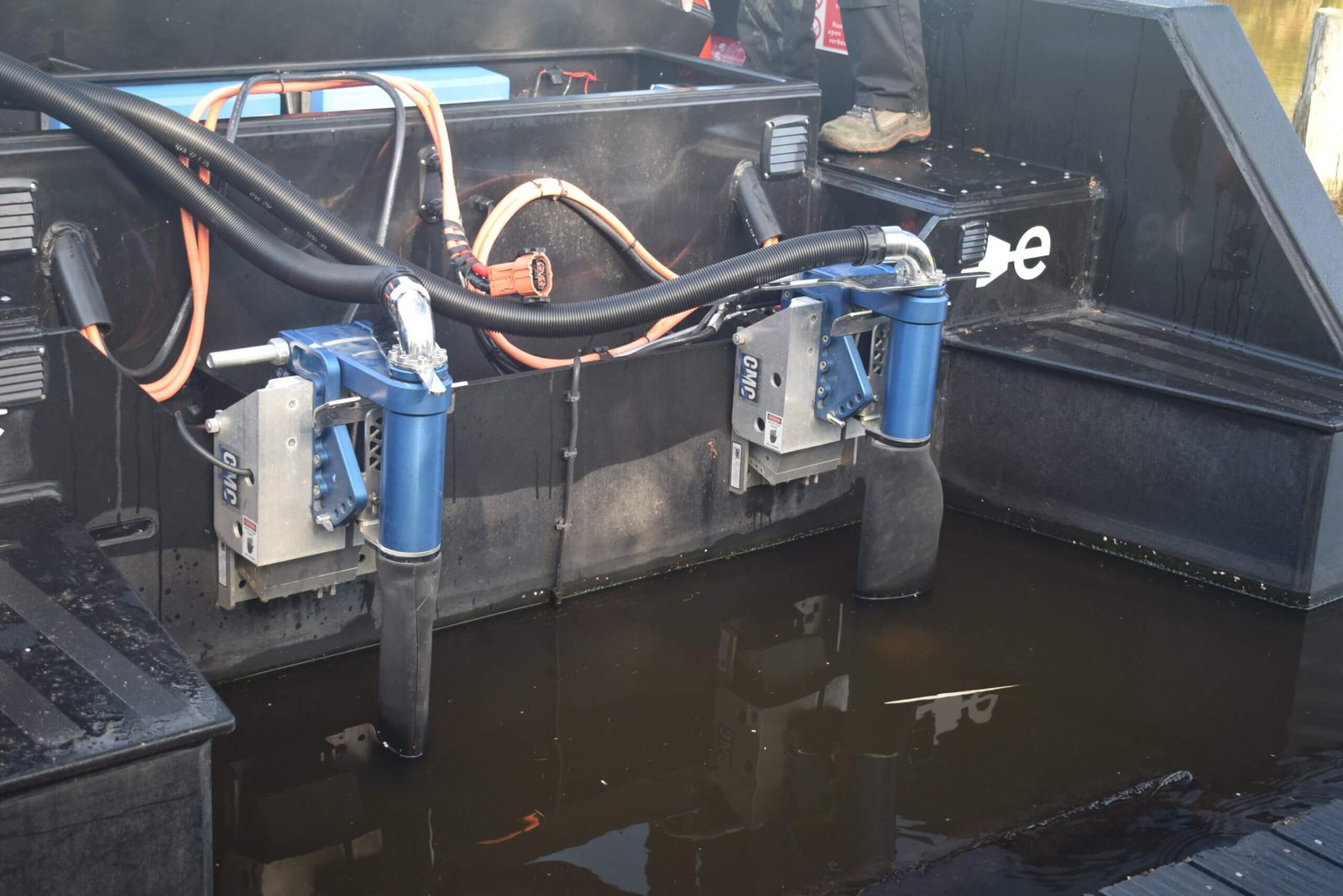 Entry Level – Outboard 11.0 – Tiller